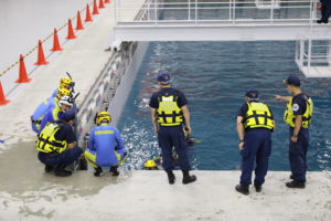 スクーバ潜水訓練（福島県警察機動隊）;