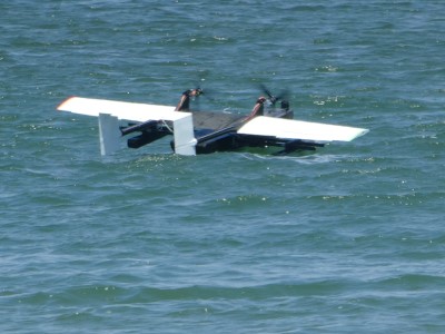 海上を利用した飛行艇型ドローンの飛行試験
